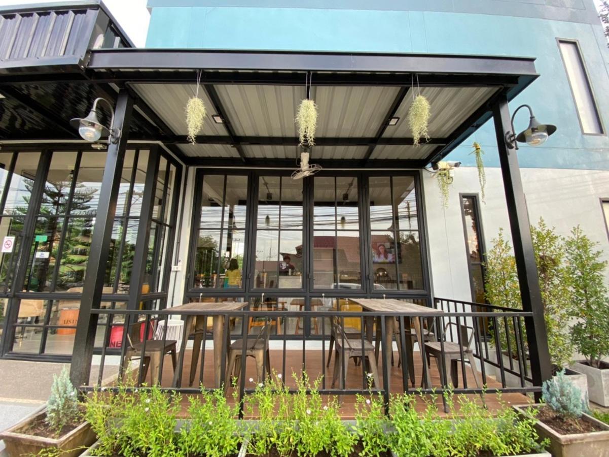 Hotel Mosstel Phitsanulok Exterior foto
